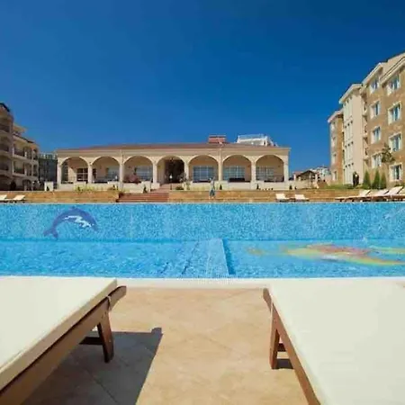 E32 Atia Chernomoretz Апартамент *