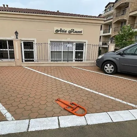Apartment E32 Atia Chernomoretz *