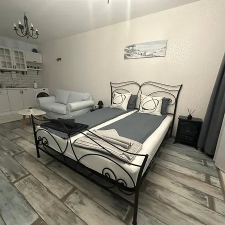 E32 Atia Chernomoretz * Τσερνομόρετς