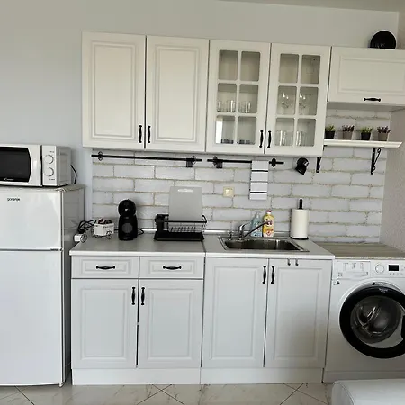 Apartment E32 Atia Chernomoretz